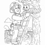 דף צביעה לילדים עם כבאי מציל חתול מעץ מוקף בתים ועצי טבע מתאים לפעילות יצירה ציור וצביעה אידיאלי לחובבי חיות וכבאים צעירים